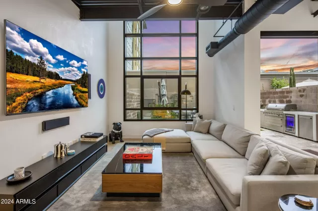 MLS: 6651670 Condo For Sale