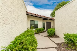 Photo #4: 6651733 Listing