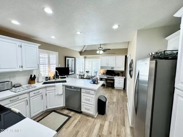 MLS: 6651749 Condo For Sale