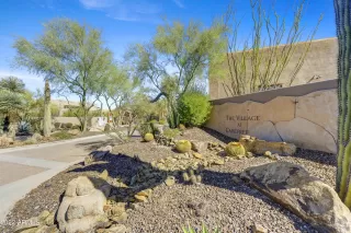 Photo #3: 6652004 Listing