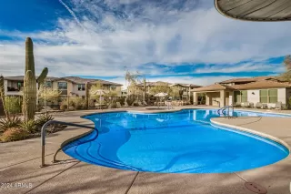 Photo #6: 6652128 Listing