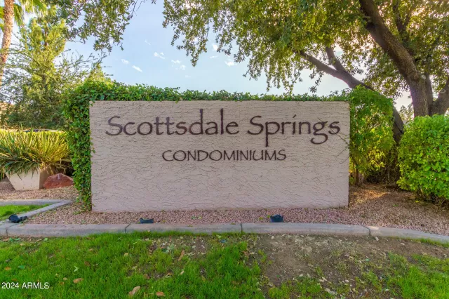 MLS: 6652176 Condo For Sale