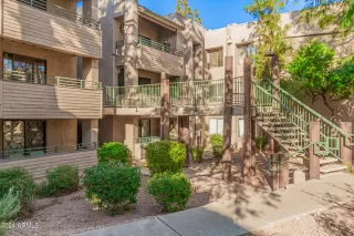 Photo #2: 6652176 Listing 