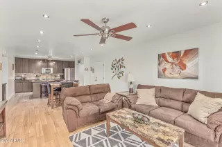 Photo #5: 6652176 Listing 