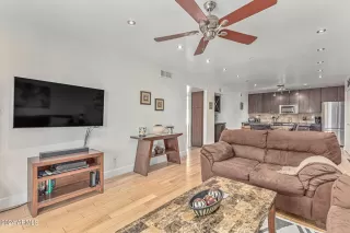 Photo #6: 6652176 Listing 