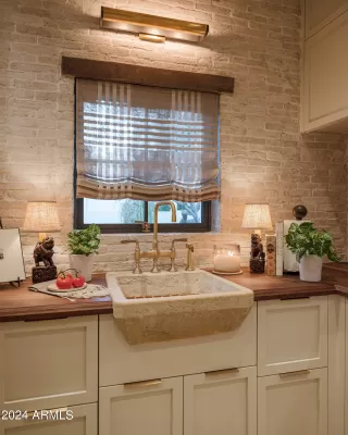 Photo #6: 6652197 Listing