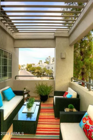 Photo #3: 6652253 Listing