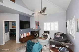 Photo #5: 6652253 Listing