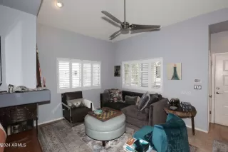 Photo #6: 6652253 Listing