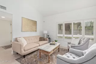 Photo #1: 6652446 Listing 