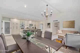 Photo #3: 6652446 Listing 