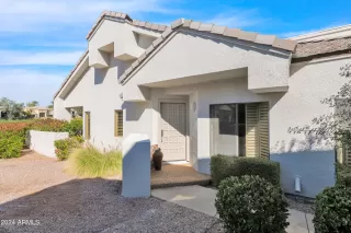 Photo #4: 6652623 Listing