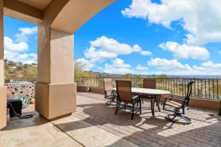 Photo #4: 6652689 Listing