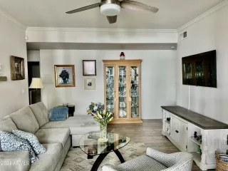 Photo #4: 6653016 Listing