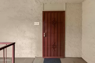 Photo #2: 6653112 Listing