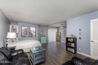 Photo #3: 6653112 Listing