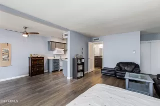 Photo #6: 6653112 Listing