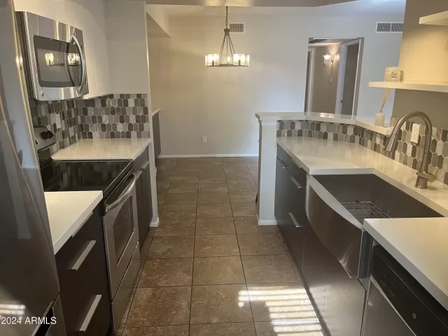 MLS: 6653154 Condo For Sale