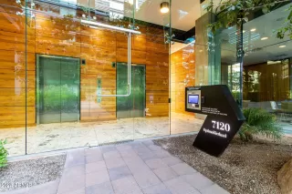 Photo #2: 6653212 Listing