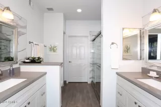 Photo #6: 6653308 Listing