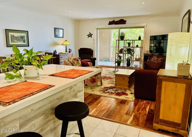 MLS: 6654001 Condo For Sale