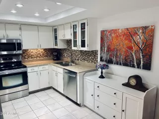 Photo #3: 6654001 Listing 