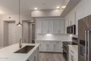 Photo #6: 6654055 Listing