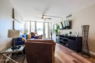 Photo #1: 6654258 Listing