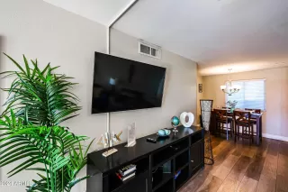 Photo #2: 6654258 Listing