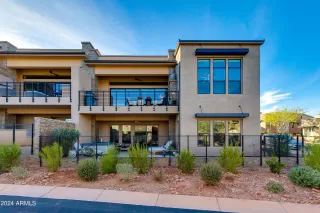 Photo #5: 6654626 Listing