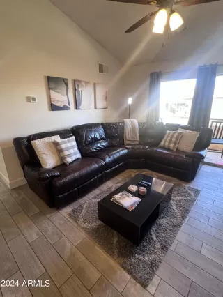 Photo #2: 6654721 Listing