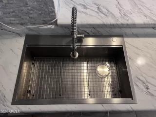 Photo #4: 6654721 Listing