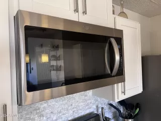 Photo #6: 6654721 Listing