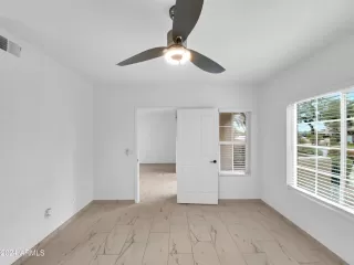 Photo #6: 6654777 Listing