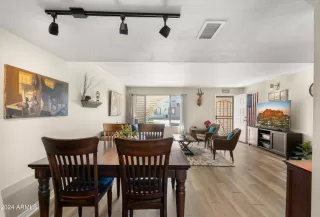 Photo #6: 6654970 Listing