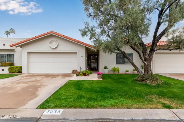 MLS: 6655379 Condo For Sale