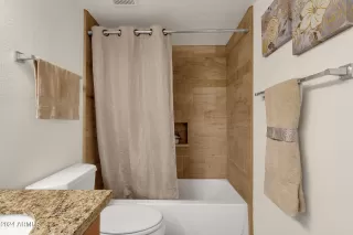 Photo #6: 6655400 Listing 