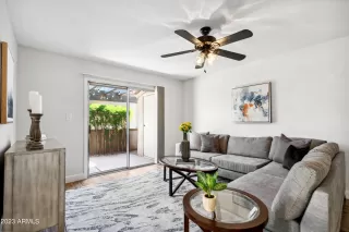 Photo #5: 6655439 Listing