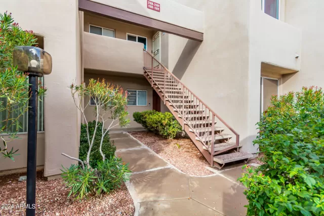 MLS: 6655492 Condo For Sale