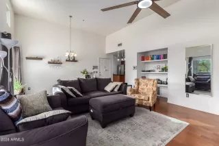 Photo #4: 6655492 Listing 