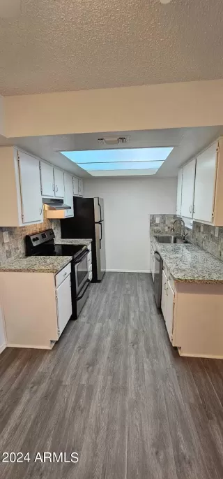 Photo #2: 6655521 Listing