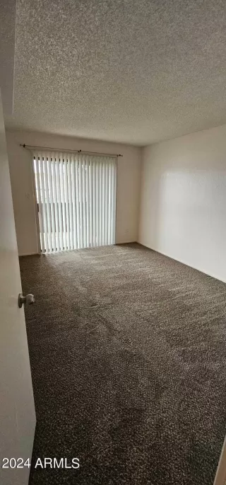 Photo #6: 6655521 Listing