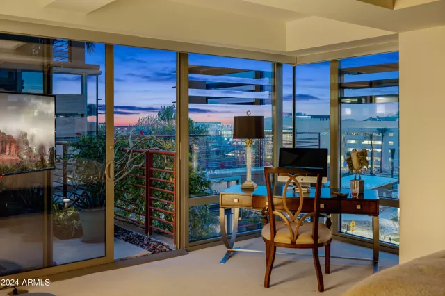 MLS: 6655602 Condo For Sale