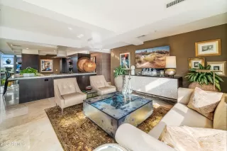 Photo #5: 6655602 Listing