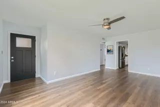 Photo #6: 6655760 Listing