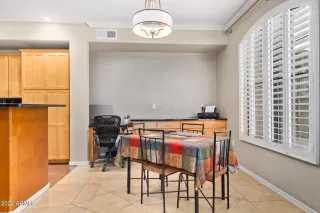 Photo #6: 6655905 Listing