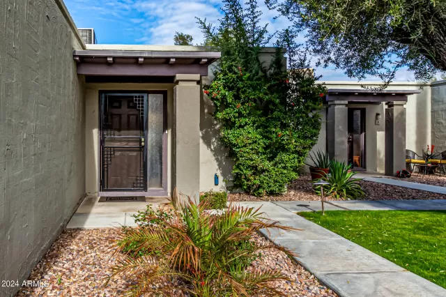 MLS: 6656143 Condo For Sale