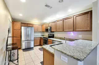 Photo #2: 6656199 Listing 