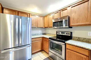 Photo #3: 6656199 Listing 