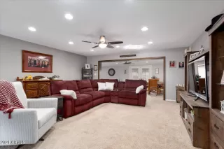 Photo #4: 6656259 Listing